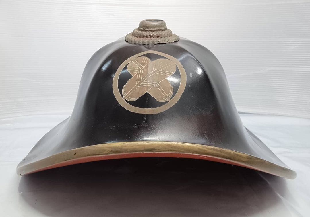 骨董　家紋入　陣笠　武士防具　漆塗　アンティーク　インテリア　置物
