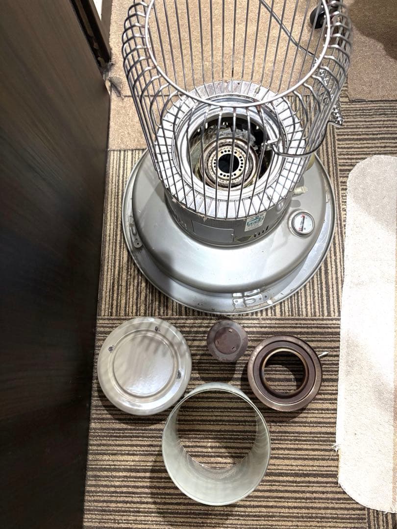 トヨトミ　石油ストーブ ＭＬ-21 シルバー　分解清掃済み