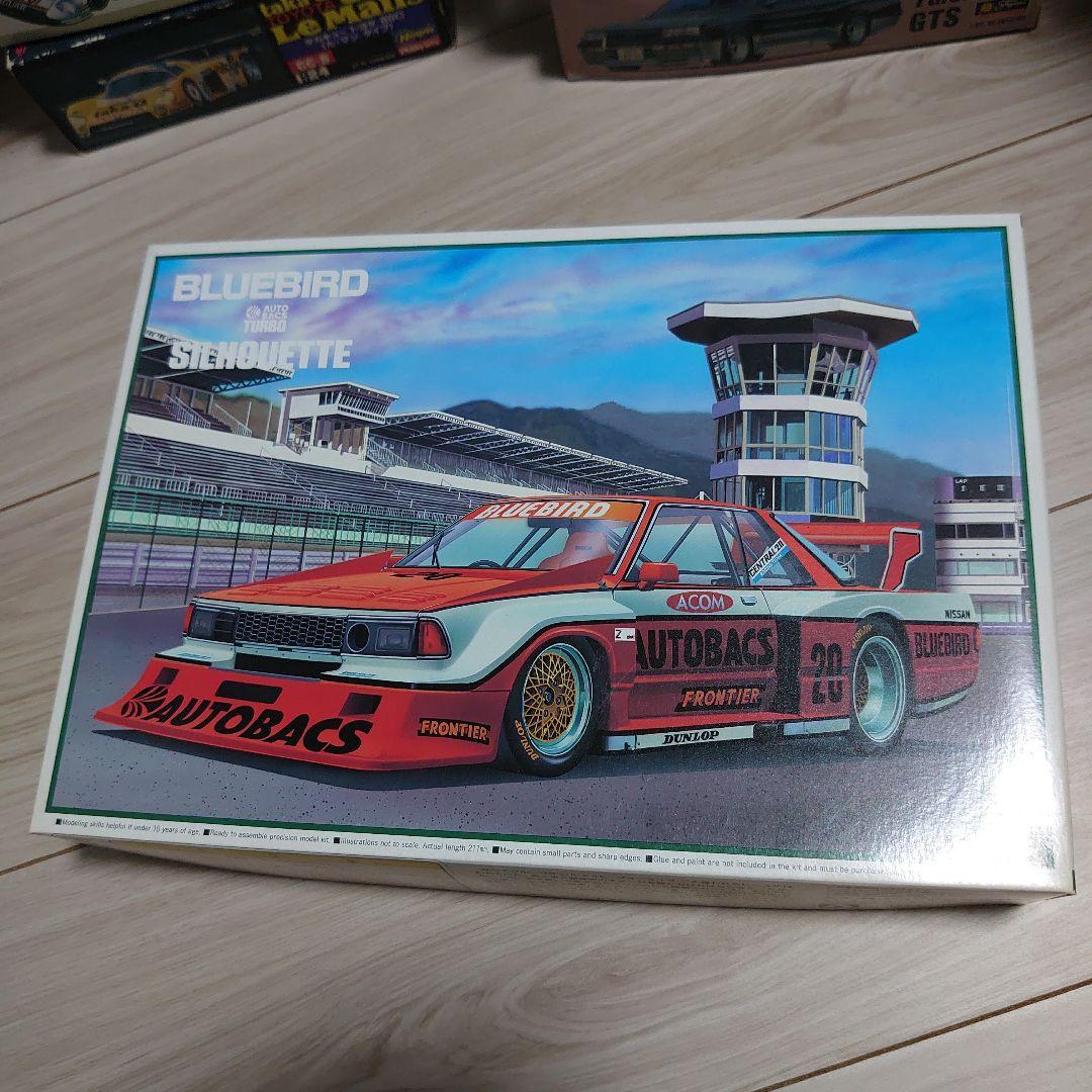 1/24 プラモデル　8台　ブルーバード　スカイライン　シルエット　など