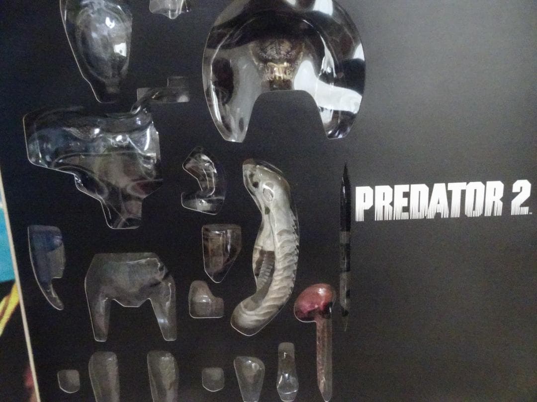 ホットトイズ 1/6スケール プレデター シティハンター MMS 45