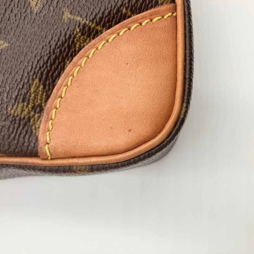 美品✨ルイヴィトン モノグラム ダヌーブ ショルダーバッグ SL0011