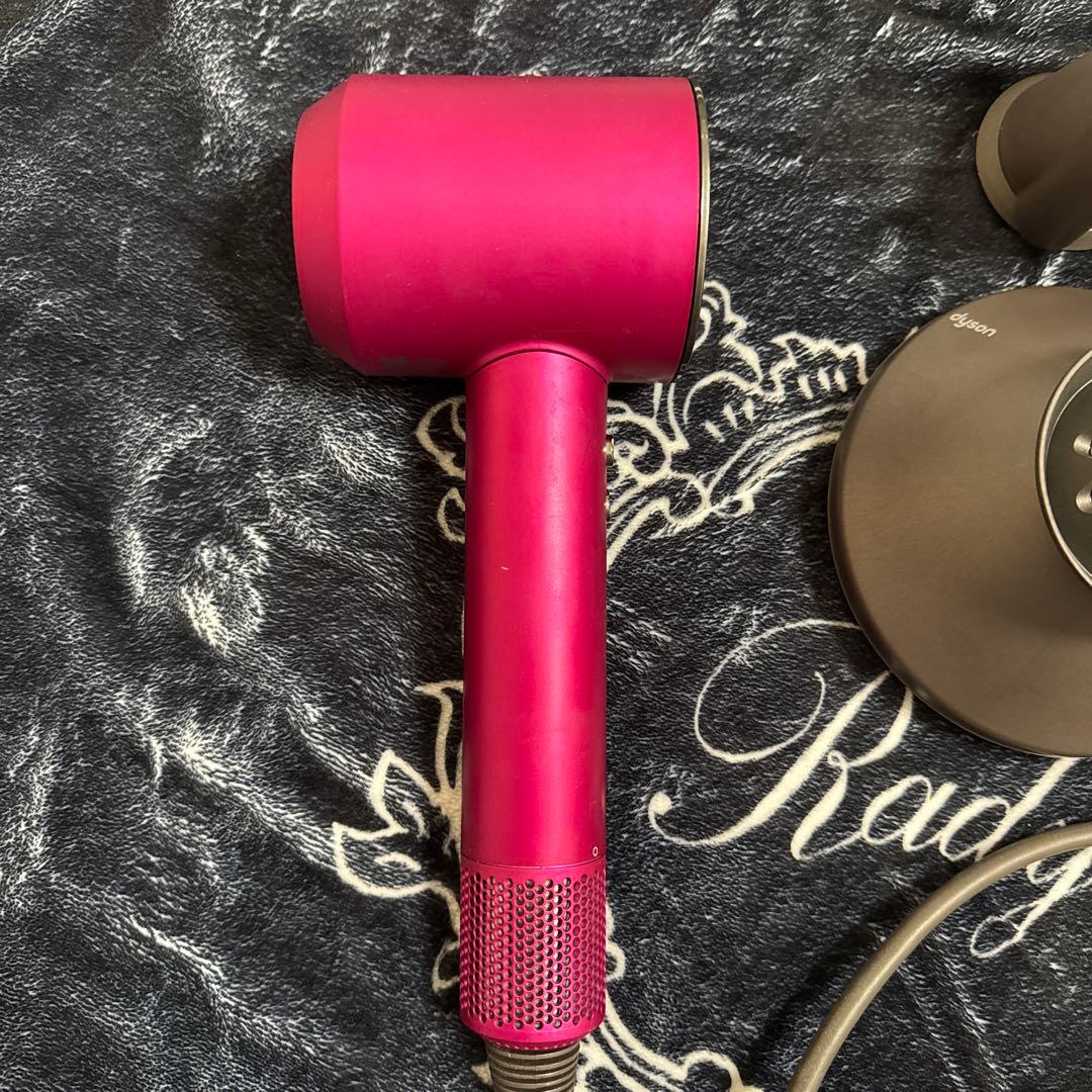 【希少・早い者勝ち】Dyson hd03 ヘアドライヤー