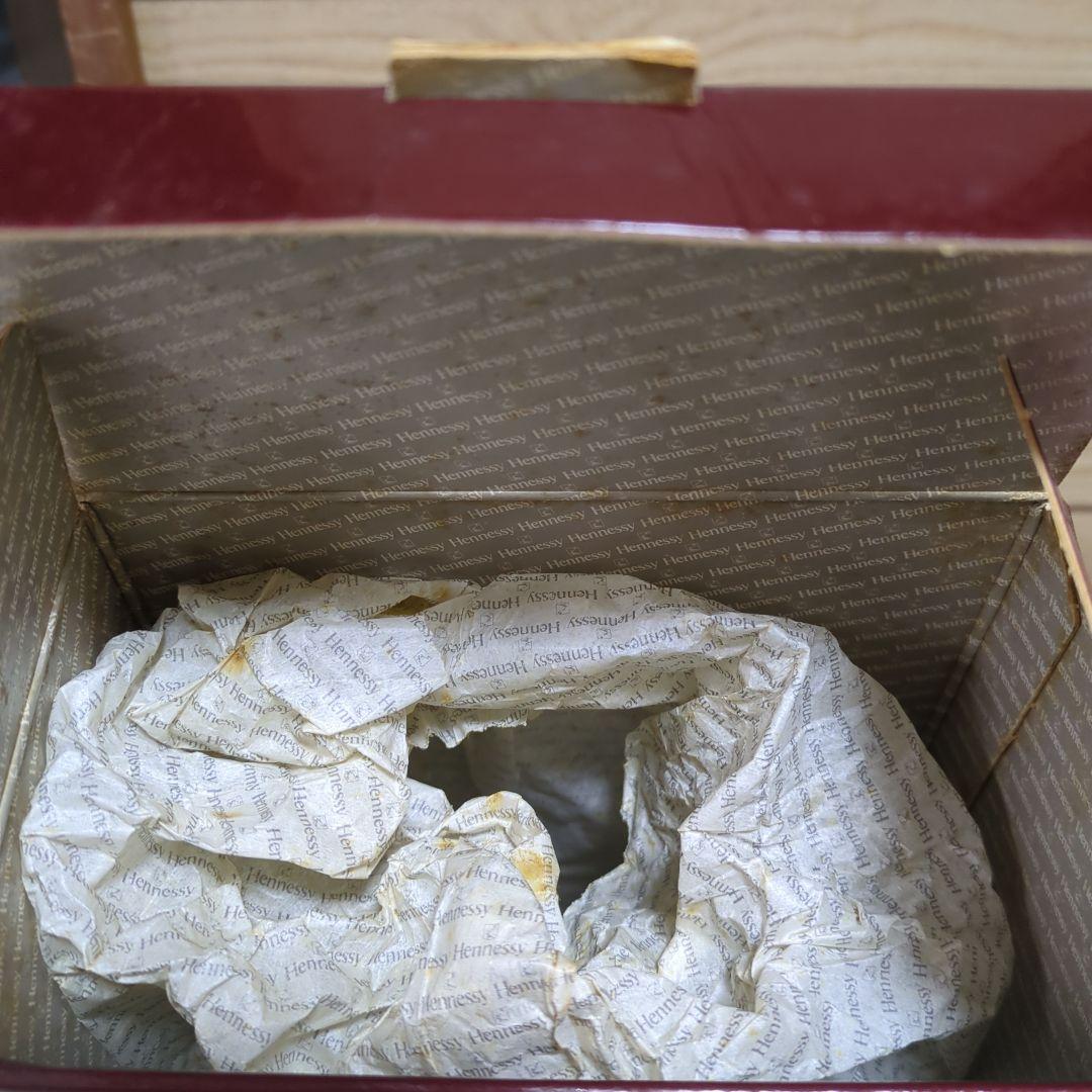 Hennessy XO 未開栓　700ml 金キャップ