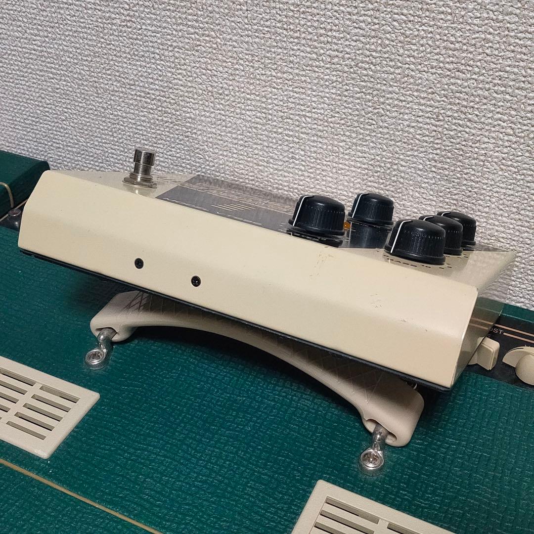 ギター Behringer VT999 Vintage Tube Monster