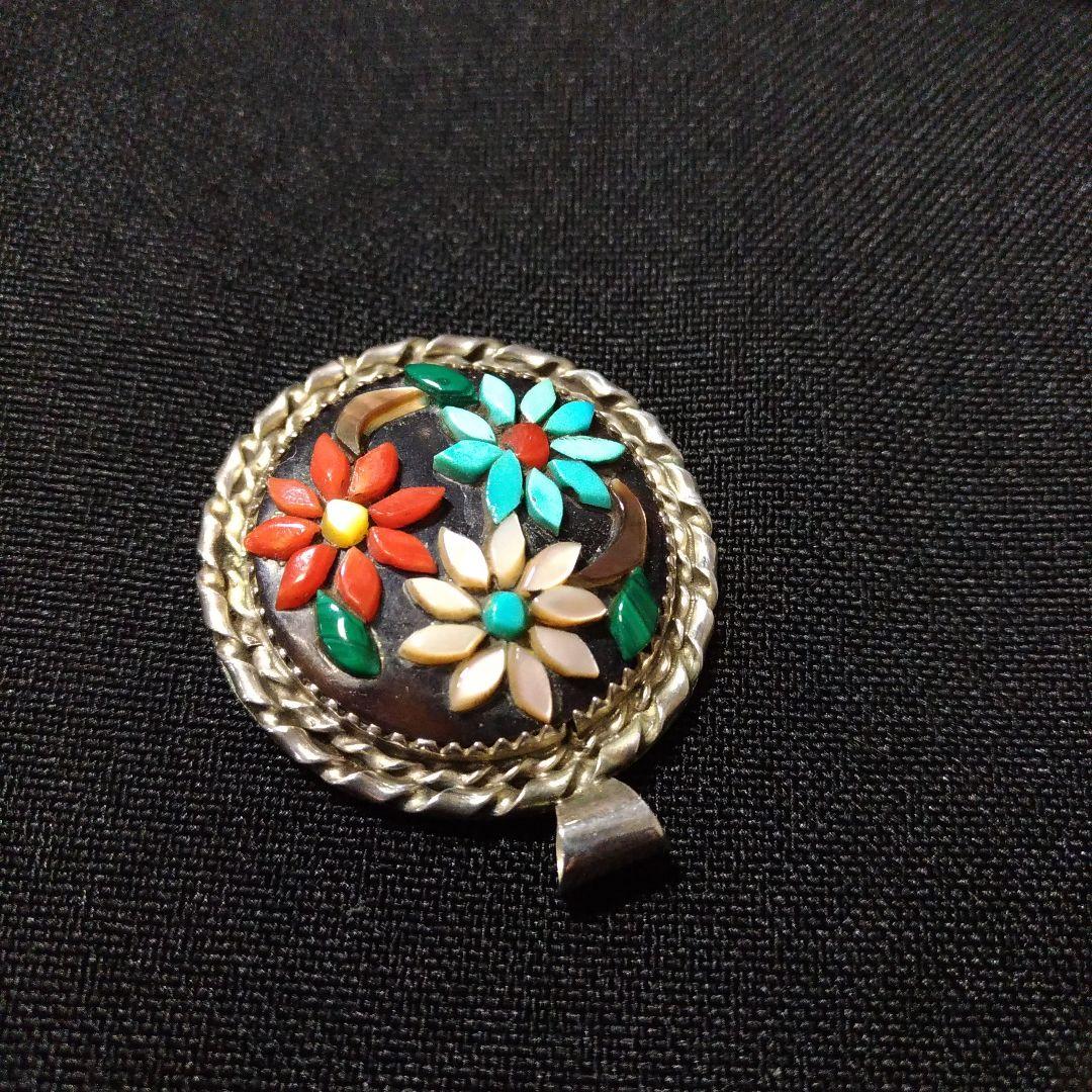 インディアンジュエリー。ズニ族。ペンダントトップ。中古品です。