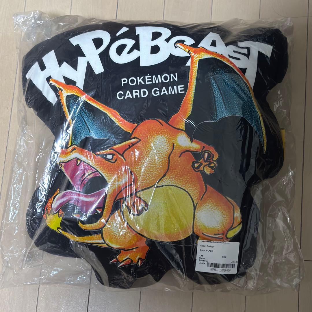 新品未使用 HYPEBEAST リザードン クッション ポケモン POKEMON