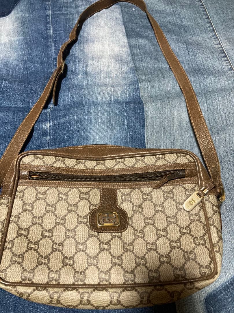 オールドグッチ　GUCCI PLUS オールドグッチプラスGG柄ショルダーバッグ