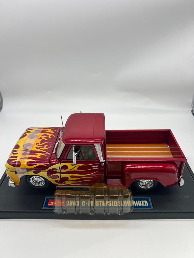 No248 ミニカー1/18箱あり Chevrolet LOWRIDER