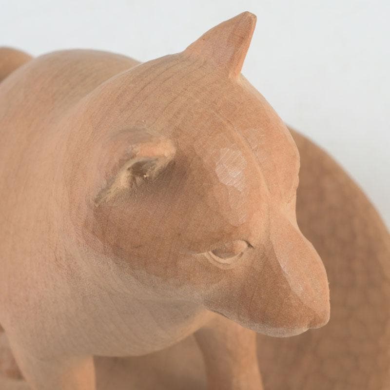 新木　氷馬 富山県工芸家　得地秀生作　木彫　犬　置物　共箱　V　9559