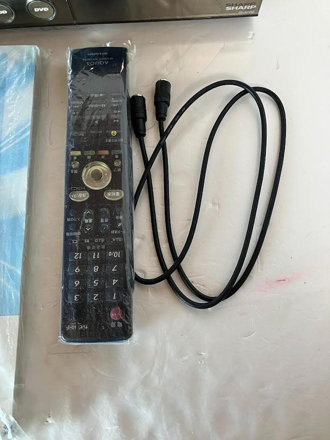 美品　SHARP AQUOS ビデオ一体型DVDレコーダー DV-ACV52