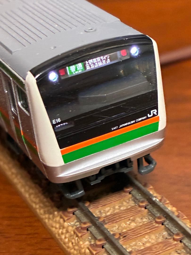 E233系電車8両　kato ライト点灯動力動作確認済　ジャンク品