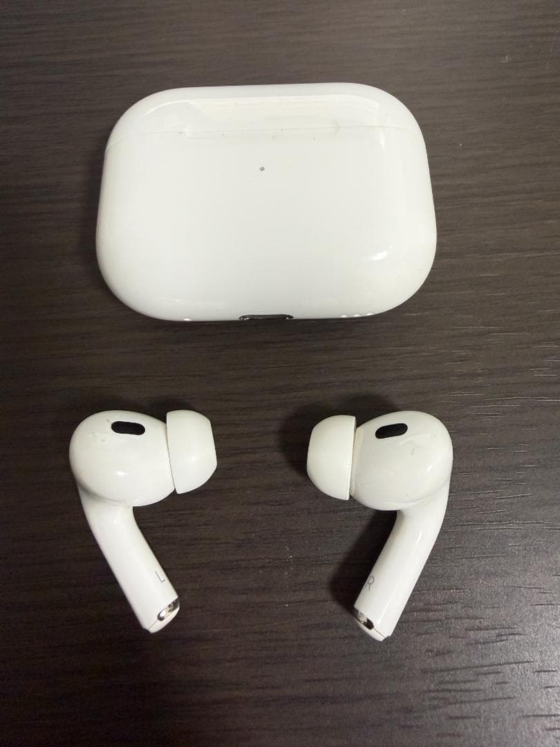 ★美品★　AirPods Pro 2 第二世代　おまけ付き