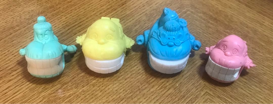 レアかみつきばあちゃん消しゴム　4体　レトロ