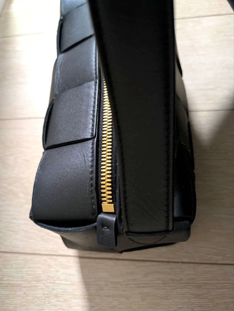 BOTTEGA VENETA ボッテガヴェネタ　カセット　ブリック　ハンドバッグ