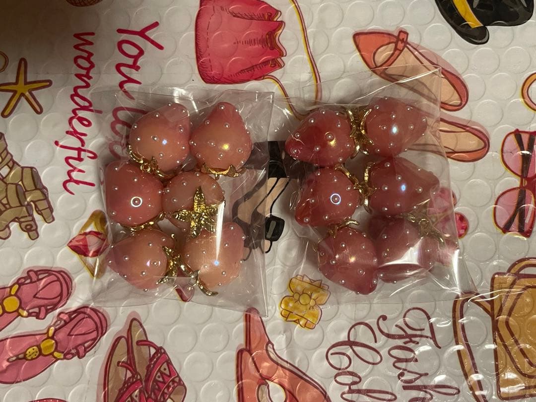 すももん ♡プロフ必読様　いちごちチャーム　90個