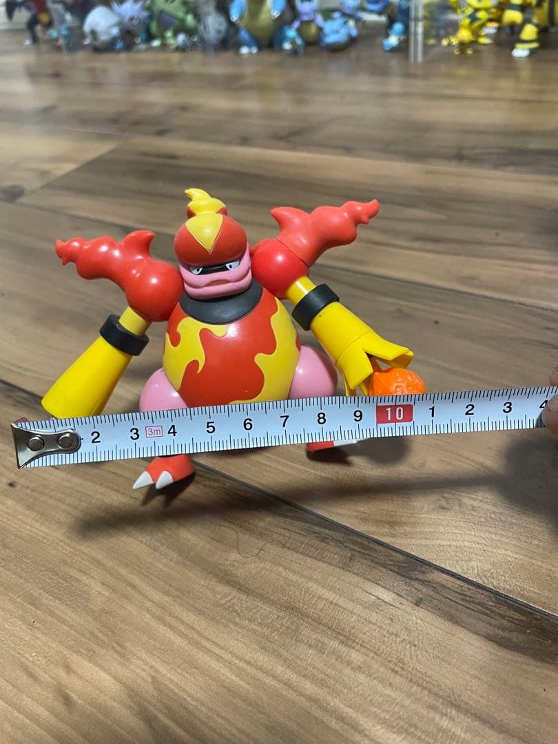 ポケモン海外 スケールワルド