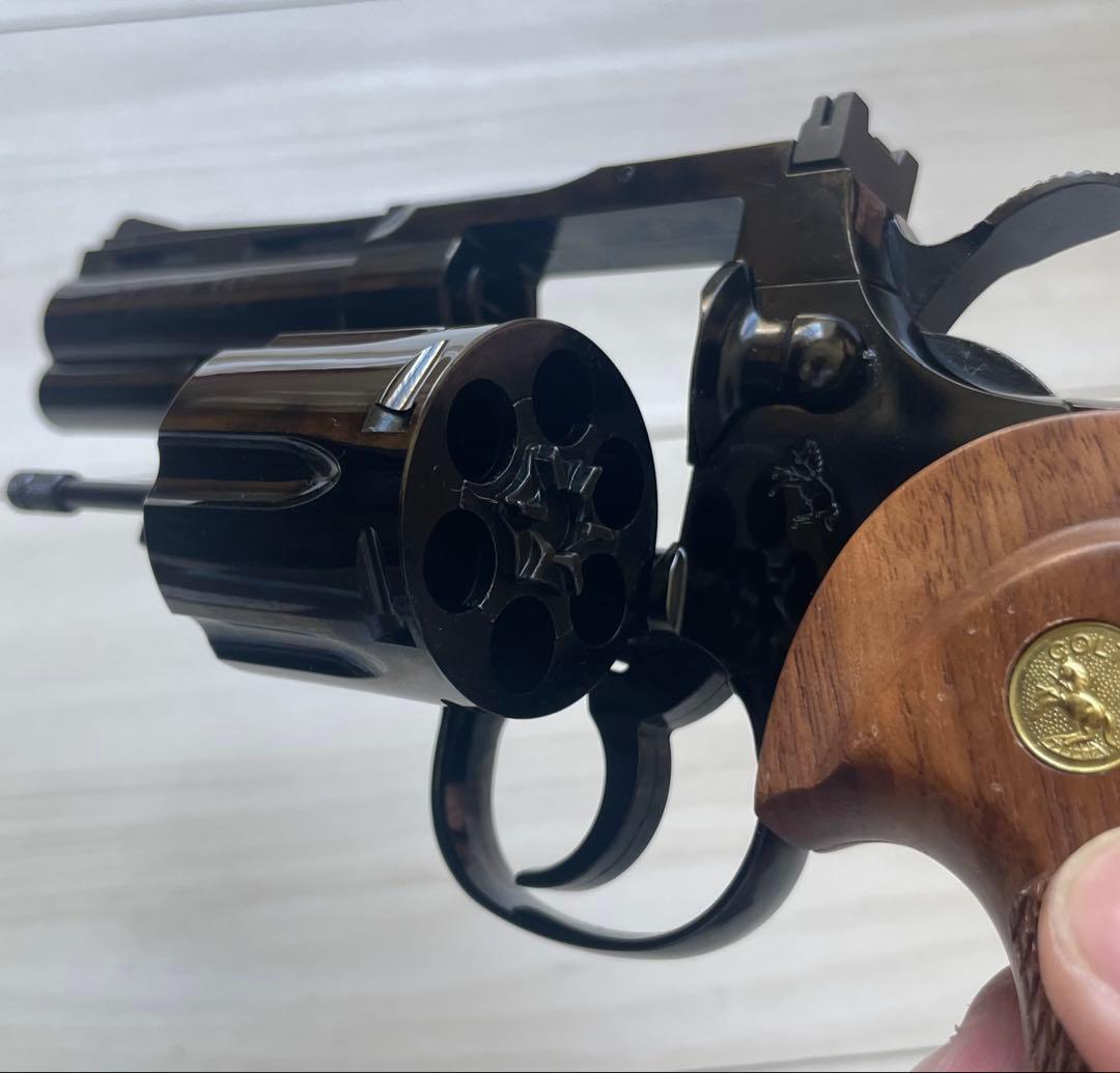 タナカコルトパイソン4インチスチールフィニッシュモデルガン