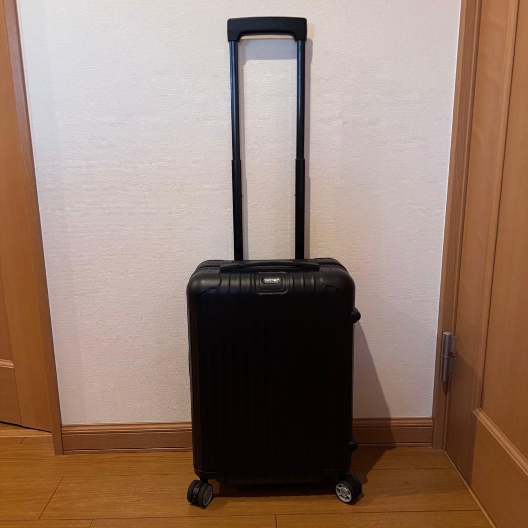 美品 リモワ サルサ ブラック 32L 4輪