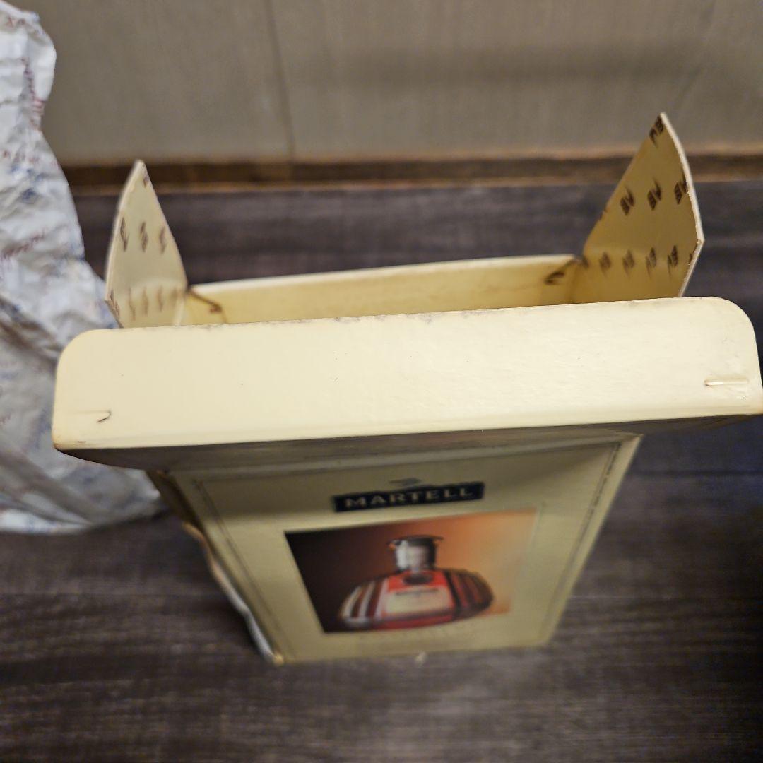 MARTELL XO SUPREME コニャック 700ml 箱入り