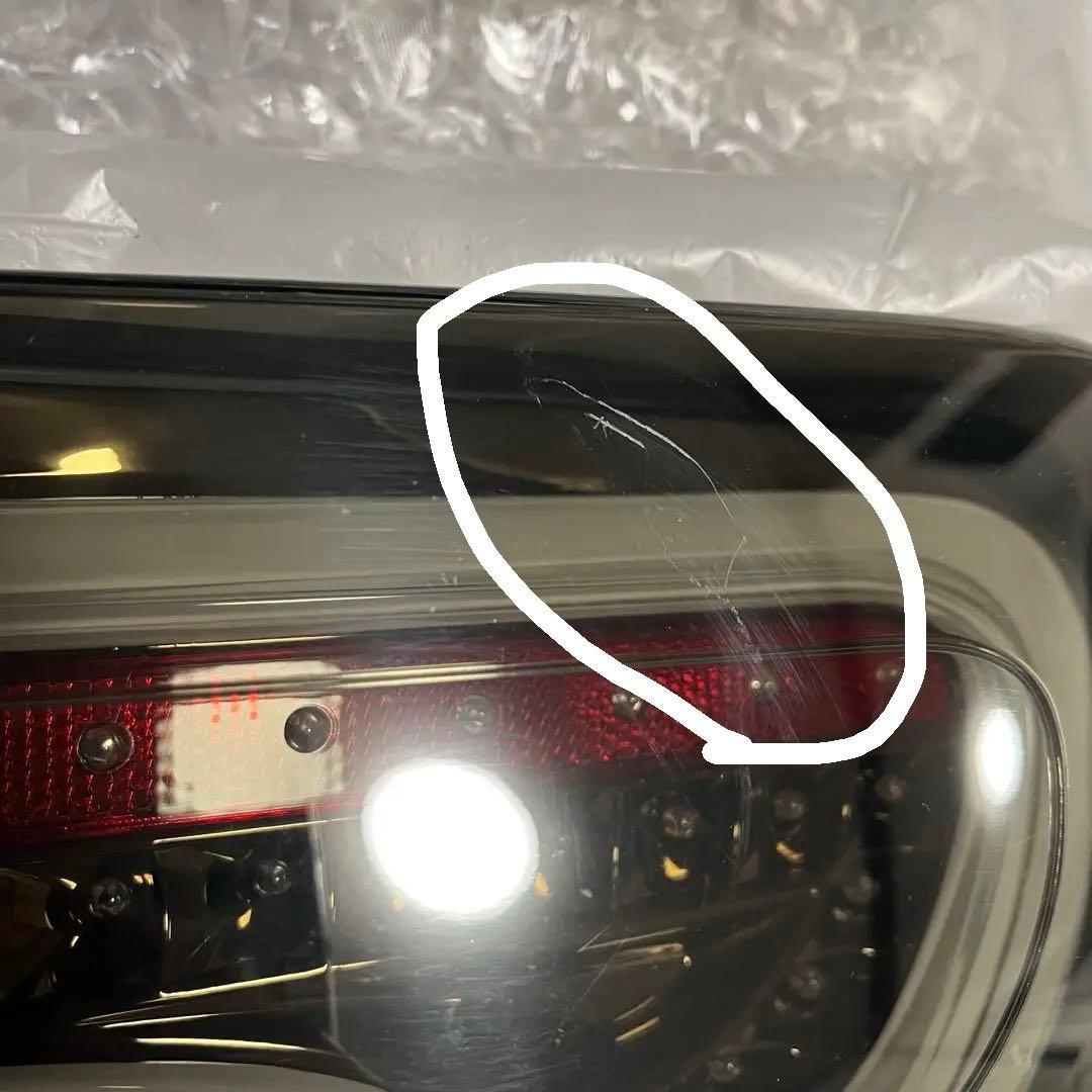 ヴァレンティ ジュエルLEDテールランプ シーケンシャル TT86Z