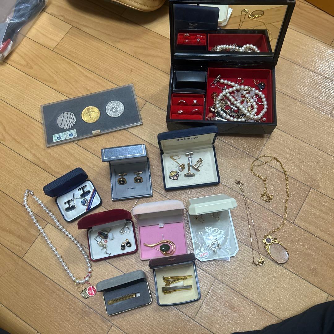 @*様 遺品整理　アクセサリー、ジュエリー