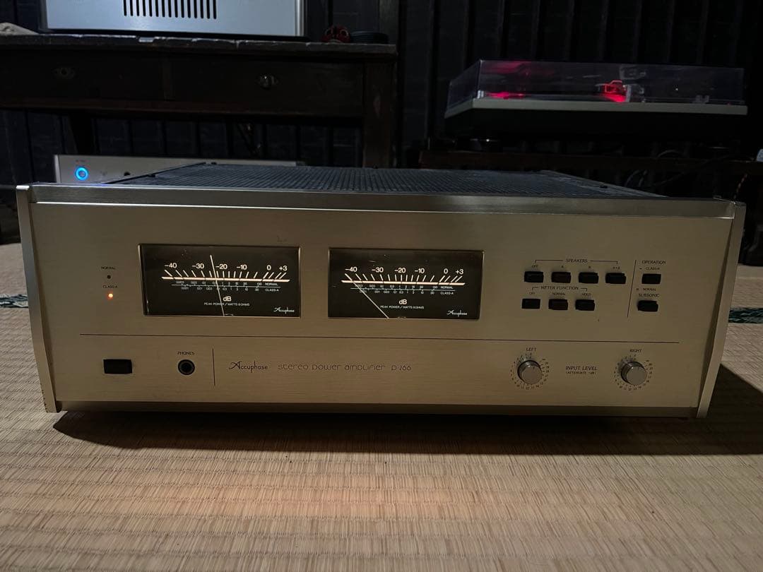 Accuphase パワーアンプ p-266