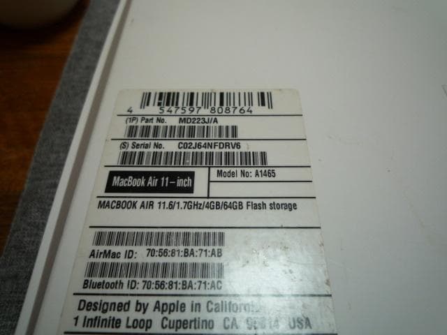 MacBook本体 MacBook Air A1465(MD233J) SSD256G win7