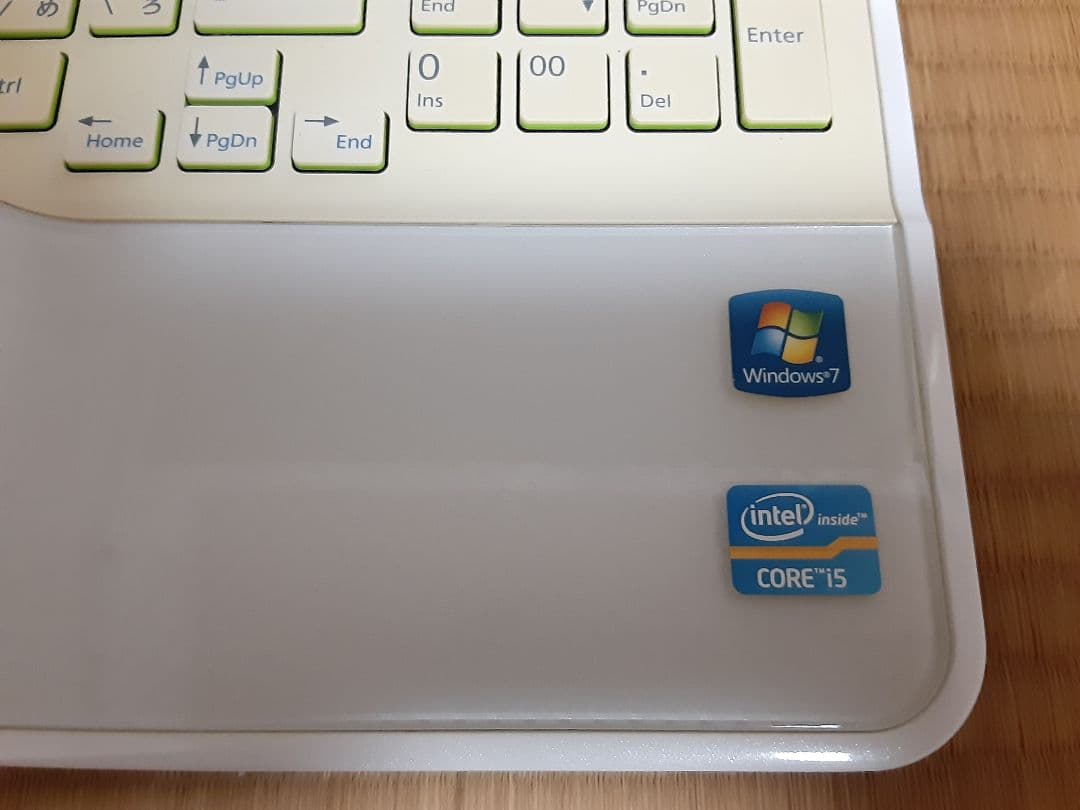 富士通 ノートPC Windows 7 Core i5