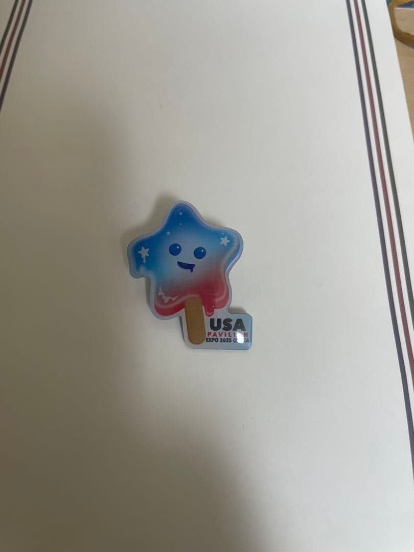 アイスキャンディー型ピンバッジ USAパビリオン(非売品)