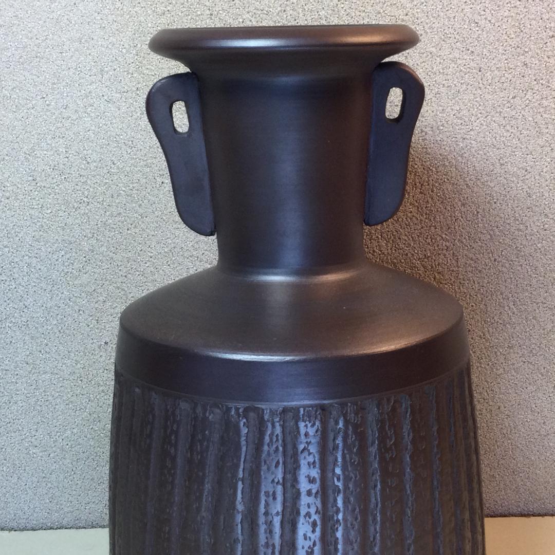 陶芸　手作り陶器　線文花入れ