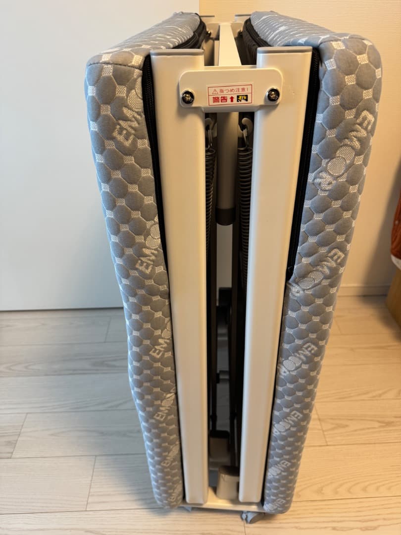 エムール メホール折りたたみベッド セミシングル　ノーマルタイプ 25年4月購入