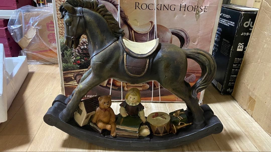 木製ロッキングホース 子供とおもちゃ付き