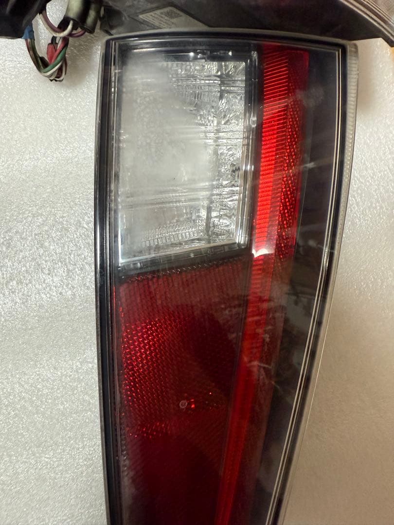 50プリウス前期　テールランプ　フルセット　純正