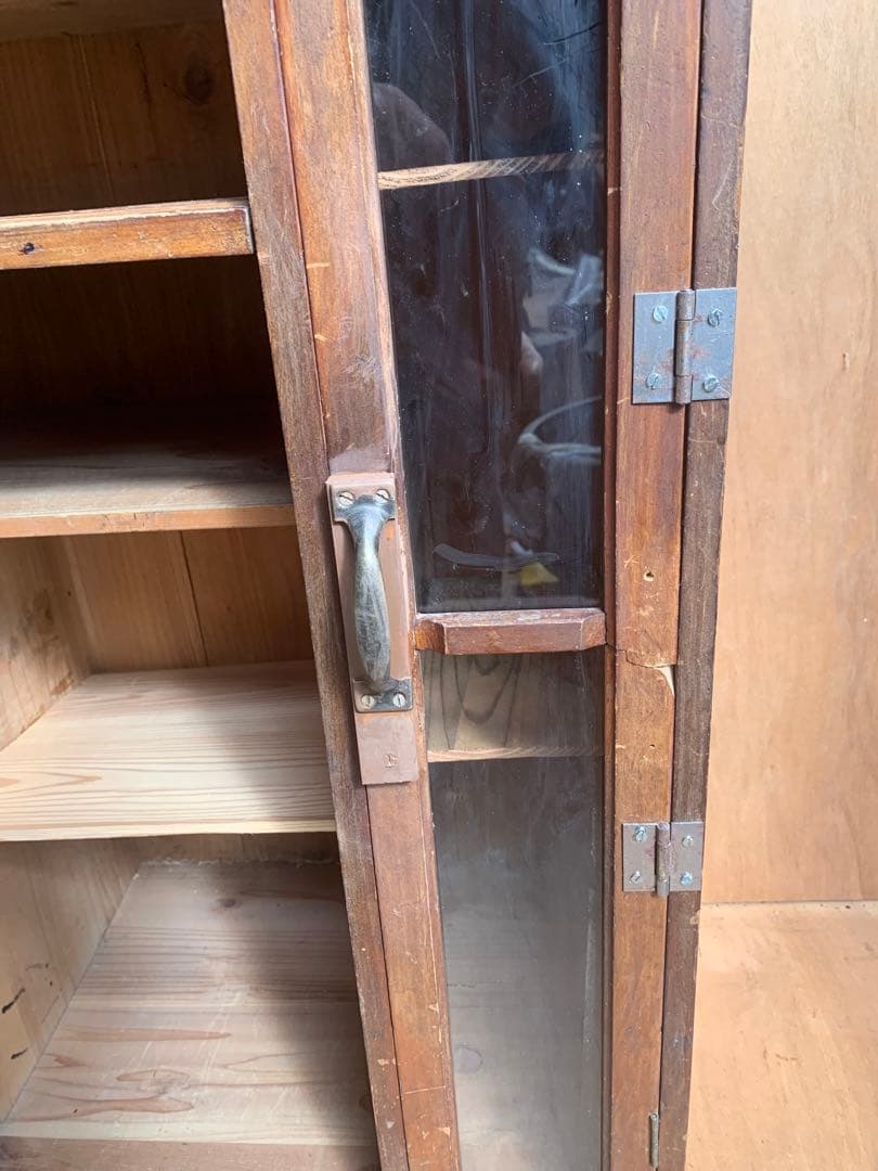 パブリカ　古い木全面ガラス収納陳列棚モールガラス戸　古家具