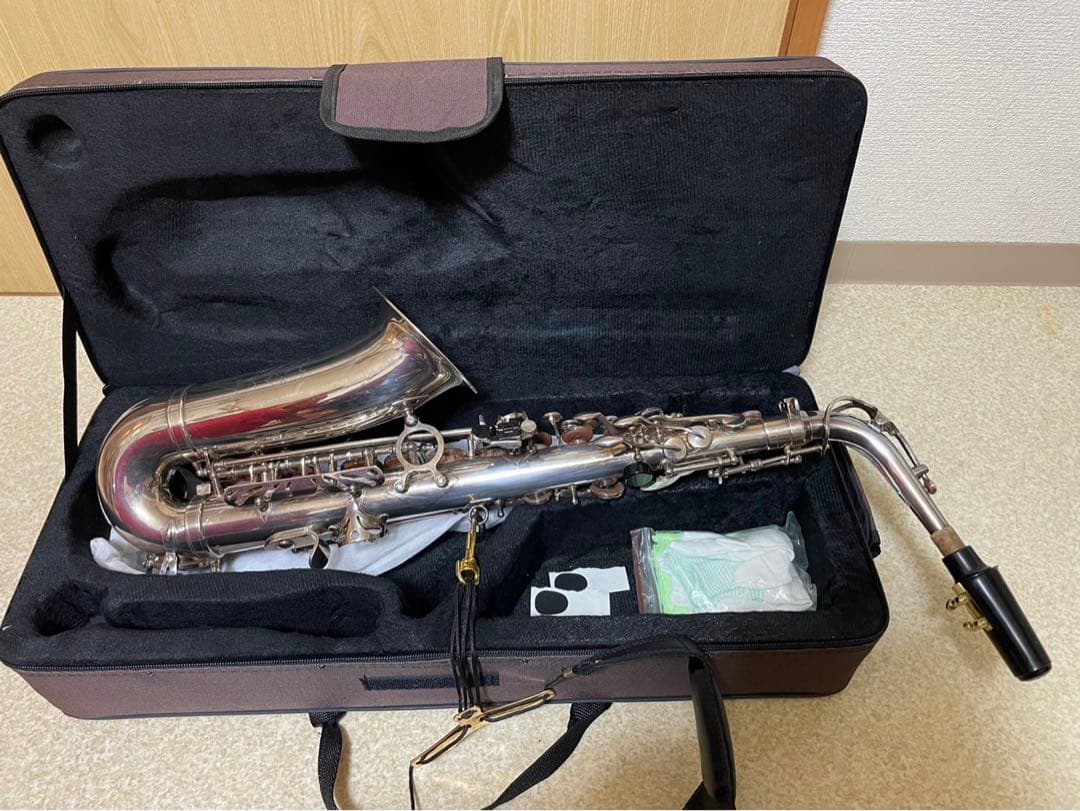 アルトサックス／ケ一ス付き