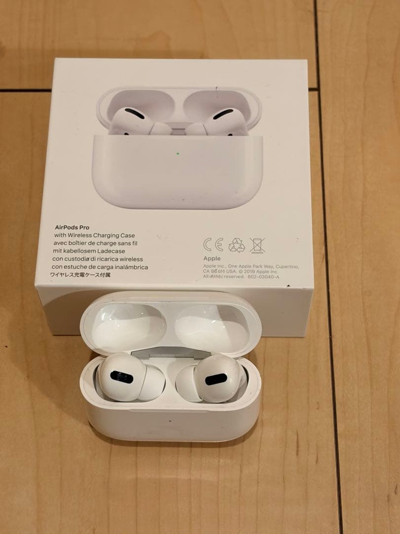 Apple AirPods Pro 本体 充電ケース付き