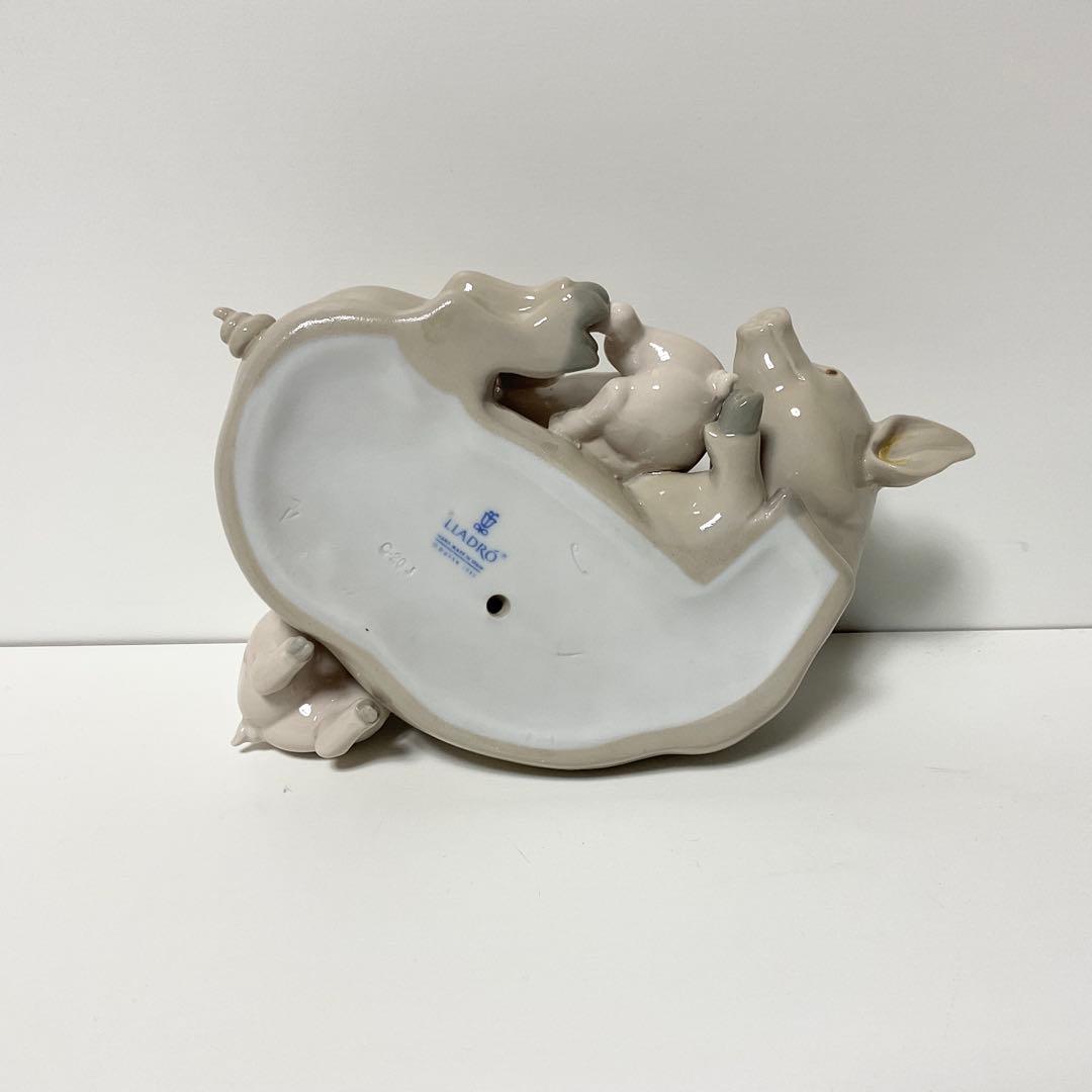 【美品】Lladro リヤドロ 豚の親子 家族 子豚