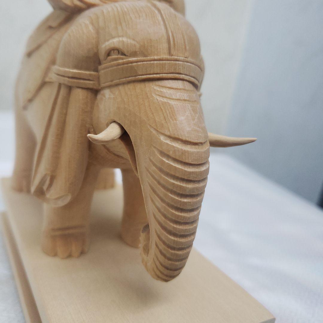 Ｂフライデー蔵出し特価ノミ跡手彫りヒバ材 帝釈天像2.2寸 総高さ約22.5cm