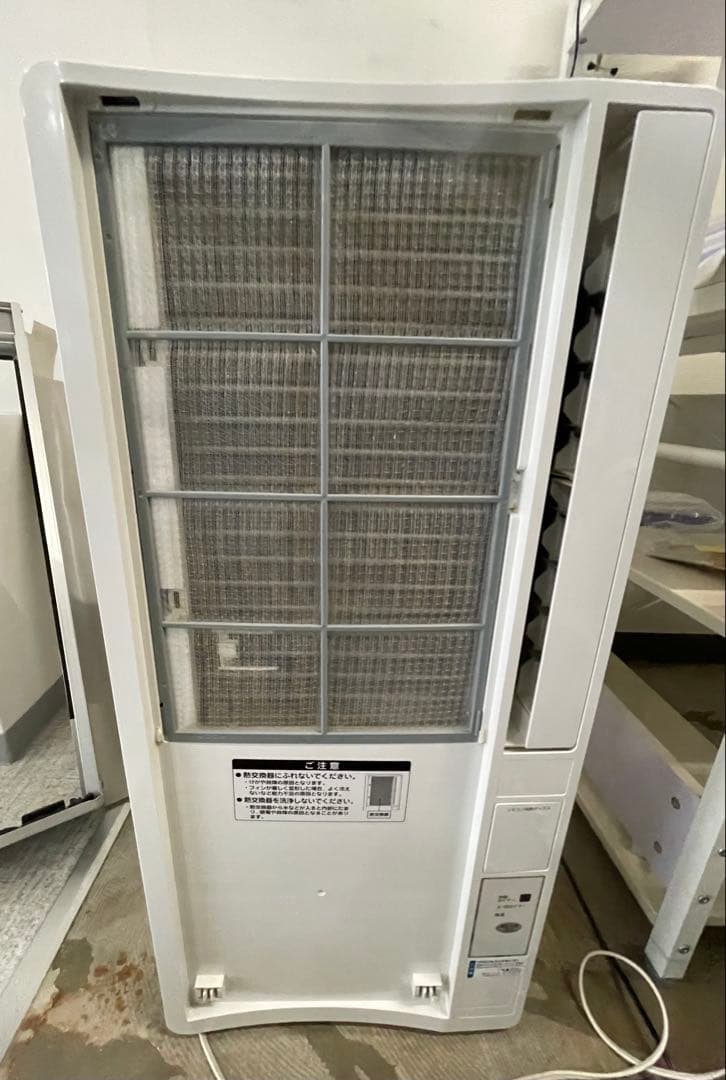 KOIZUMI 窓用エアコン KAW-1692 2019年製
