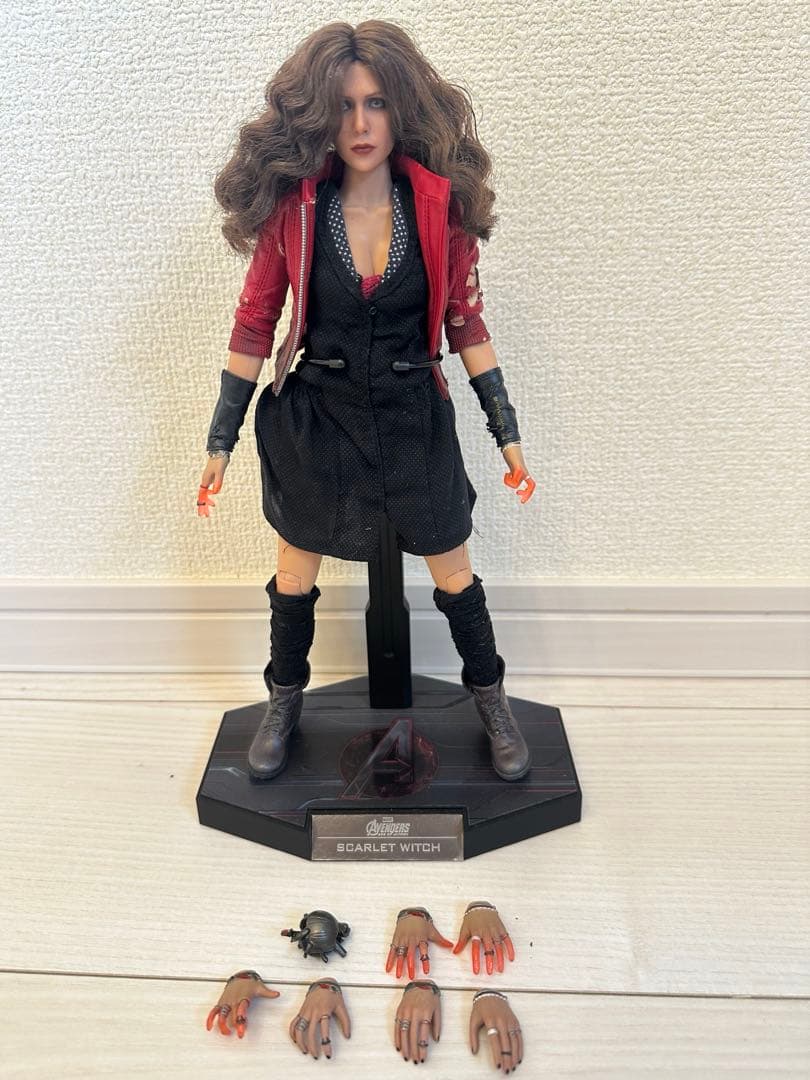 ホットトイズ　スカーレット•ウィッチ　エイジ•オブ•ウルトロン