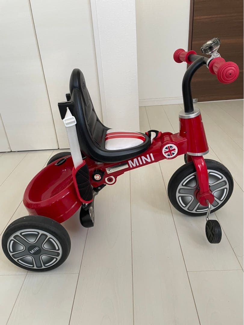ミニクーパー　三輪車　レッド　【引き取り限定】