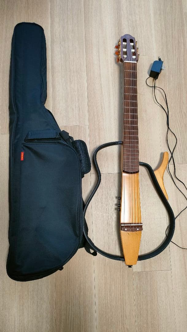 ヤマハ　サイレントギター　クラシックギター SLG-100N