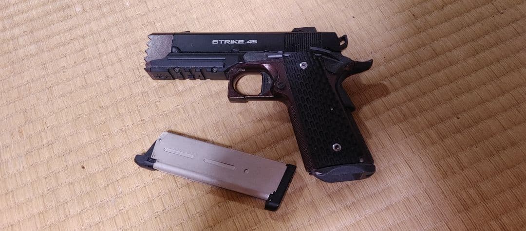 東京マルイストライクウォーリア カスタム品