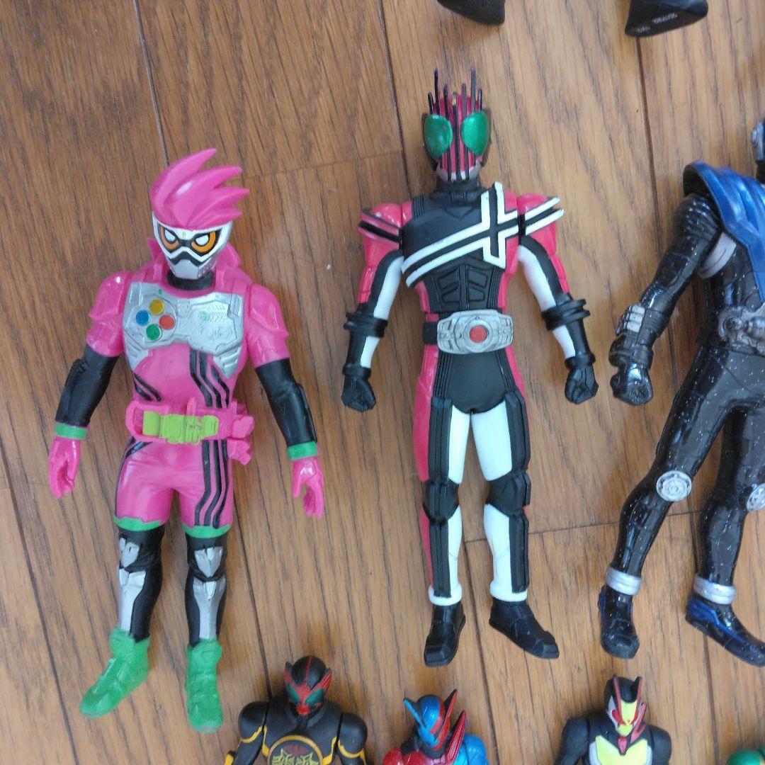 仮面ライダーソフビまとめ売り34体＆ヴァルゴゾディアーツ戦隊ヒーロー怪獣など