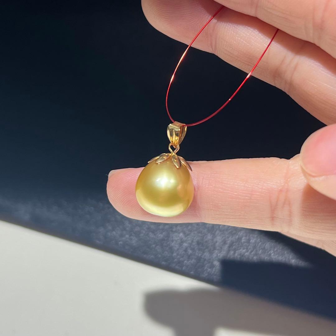 【新品未使用】南洋真珠ペンダント K18 12.5-13mm ゴールド