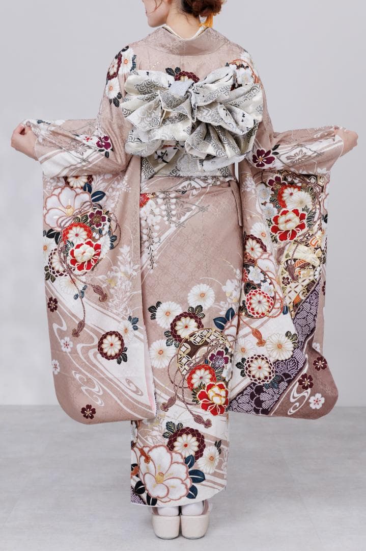 ばにらもち 取り置き中≪美品≫正絹　振袖9点フルセット【833】