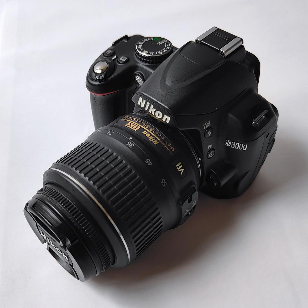 【送料無料・激安】Nikon デジタル一眼レフカメラ D3000 レンズキット