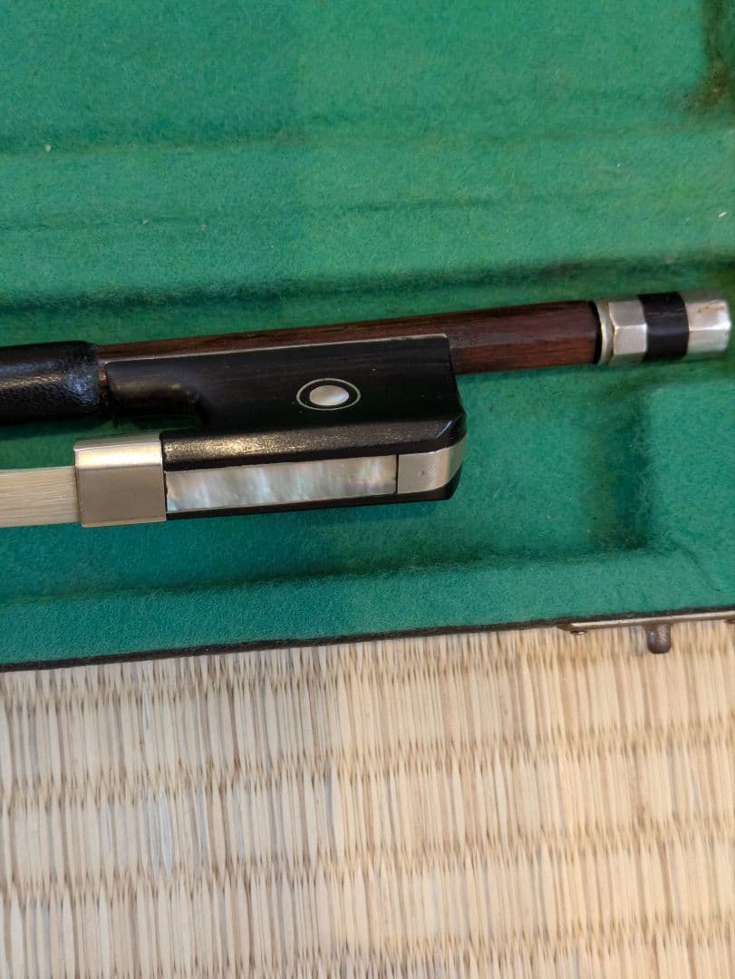 e*e様 オールド　チェロ　弓