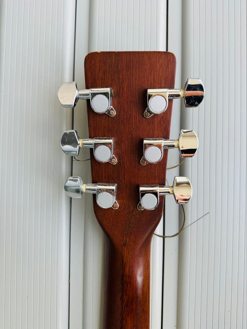 超美品ほぼ未使用Morris MD-251N アコースティックギター