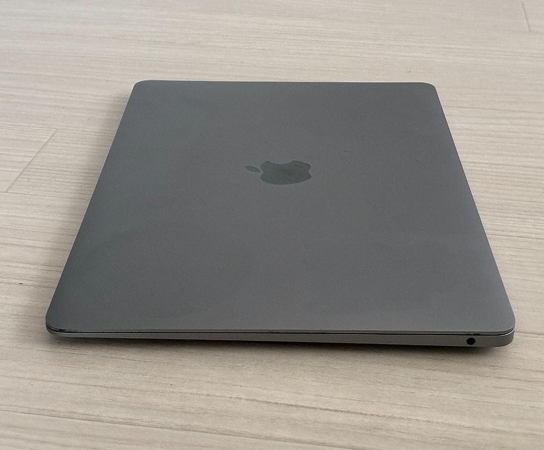【画面なし】Apple MacBook Air(M1) A2337